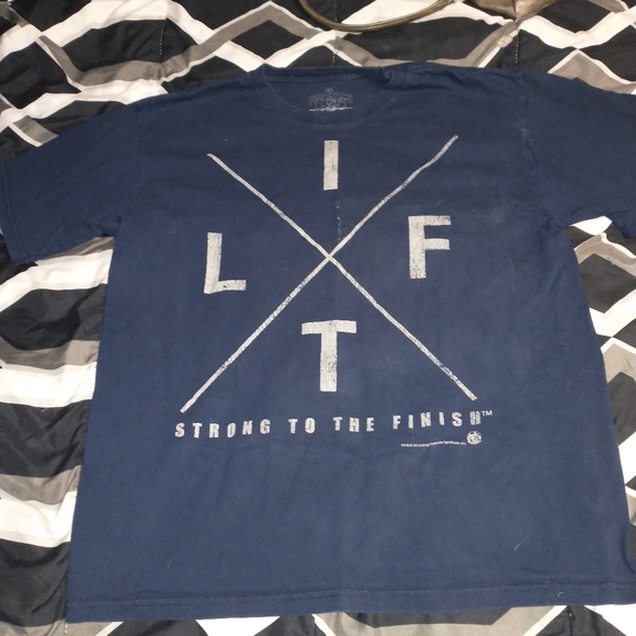 Men's clothing lot - Picture 9 of 16